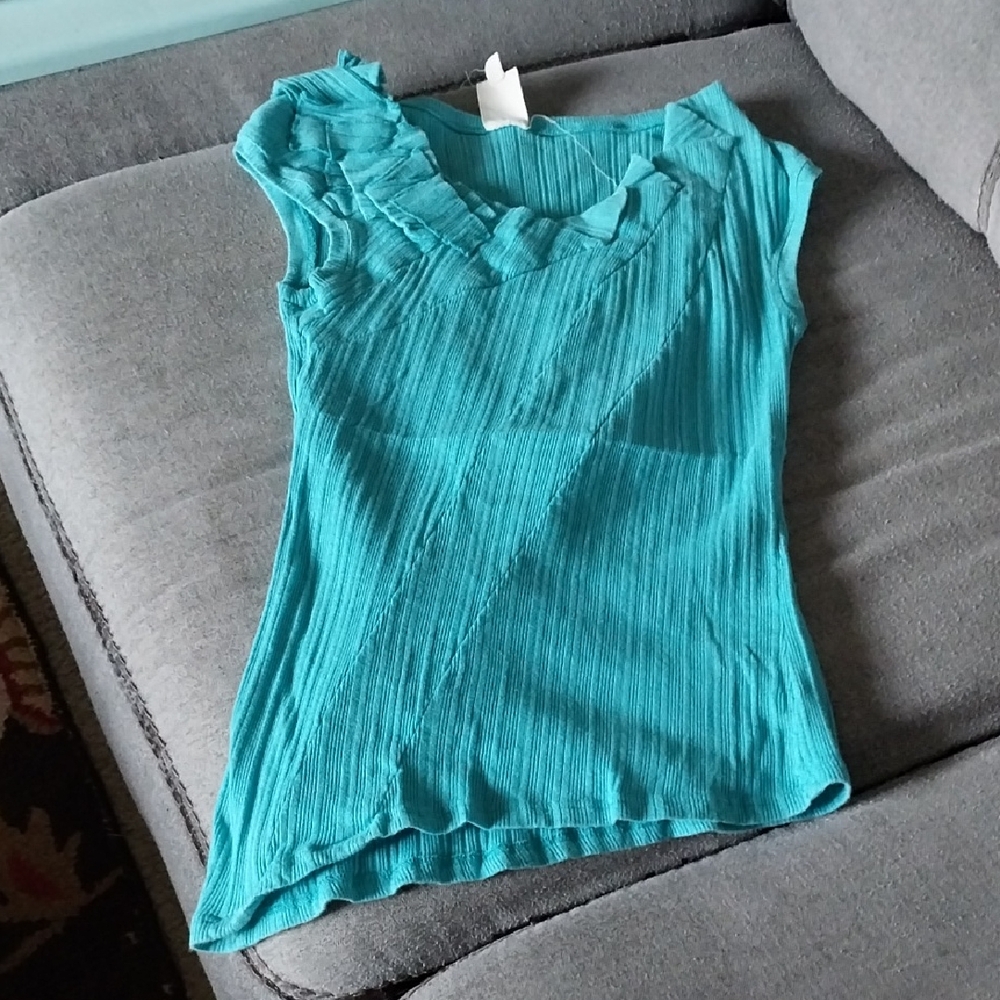 Anthropoligie Vintage Cap Sleeve Asymmetrical Tshirt